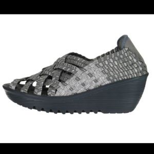 Bernie Mev. Wedge Sandals Shoes